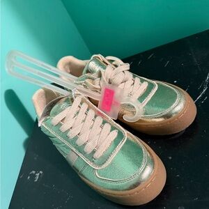 The Children's Place Shiny Green Sneakers